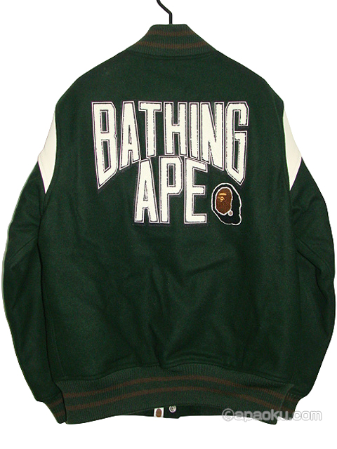 A BATHING APE スタジャン1_2